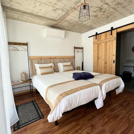 Santa Cruz Dive House Padi Dive Resort 실베이라 외부 사진