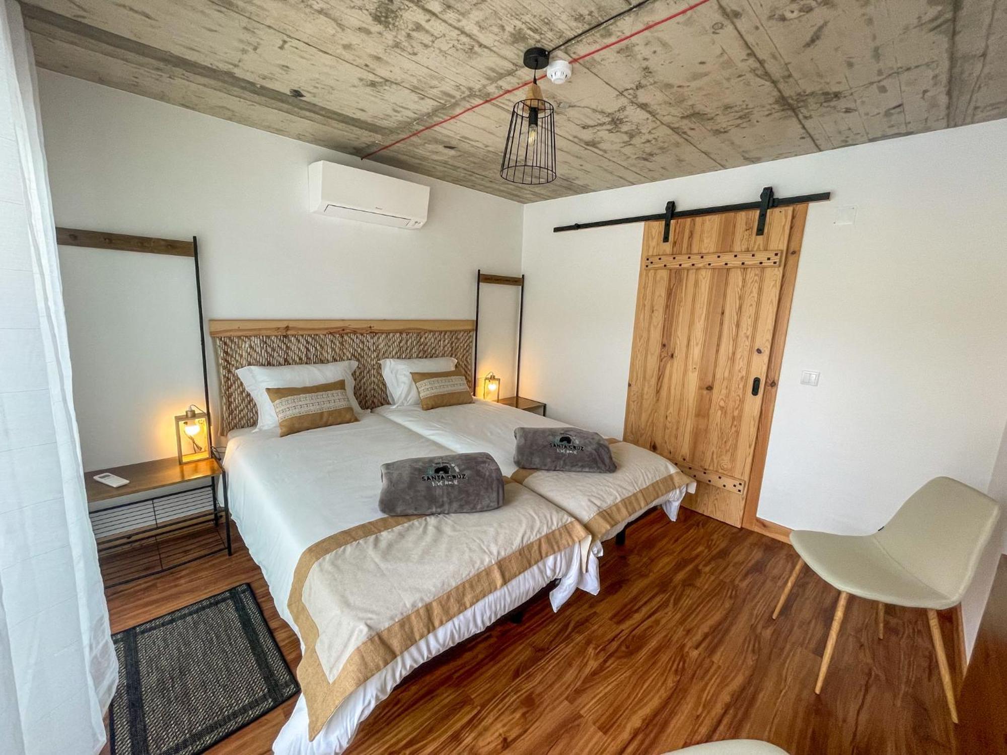 Santa Cruz Dive House Padi Dive Resort 실베이라 외부 사진