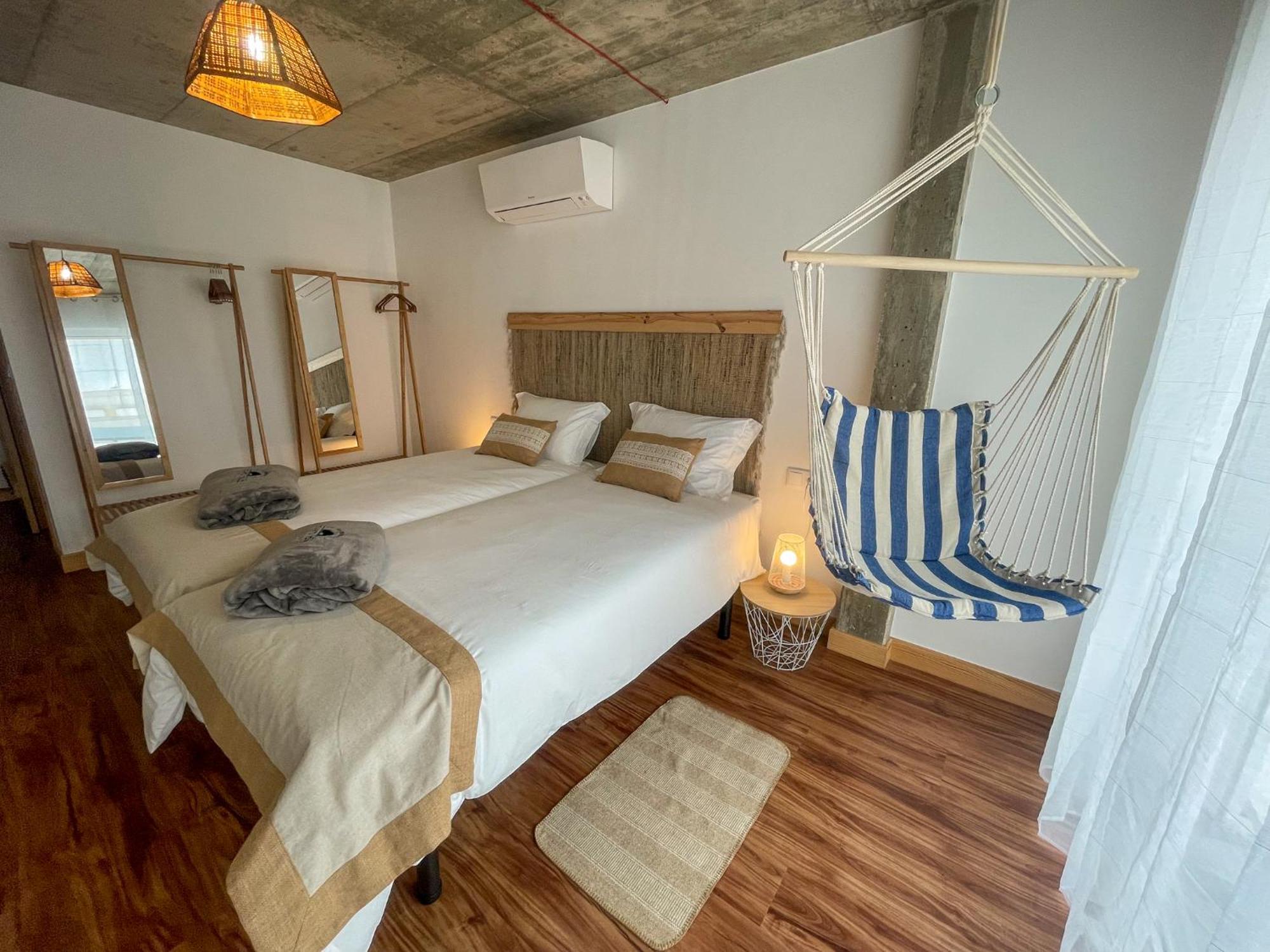 Santa Cruz Dive House Padi Dive Resort 실베이라 외부 사진